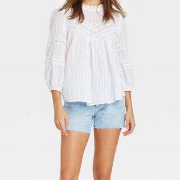 Universal Thread acid wash High Rise Jean Shorts - Picture 3 of 10